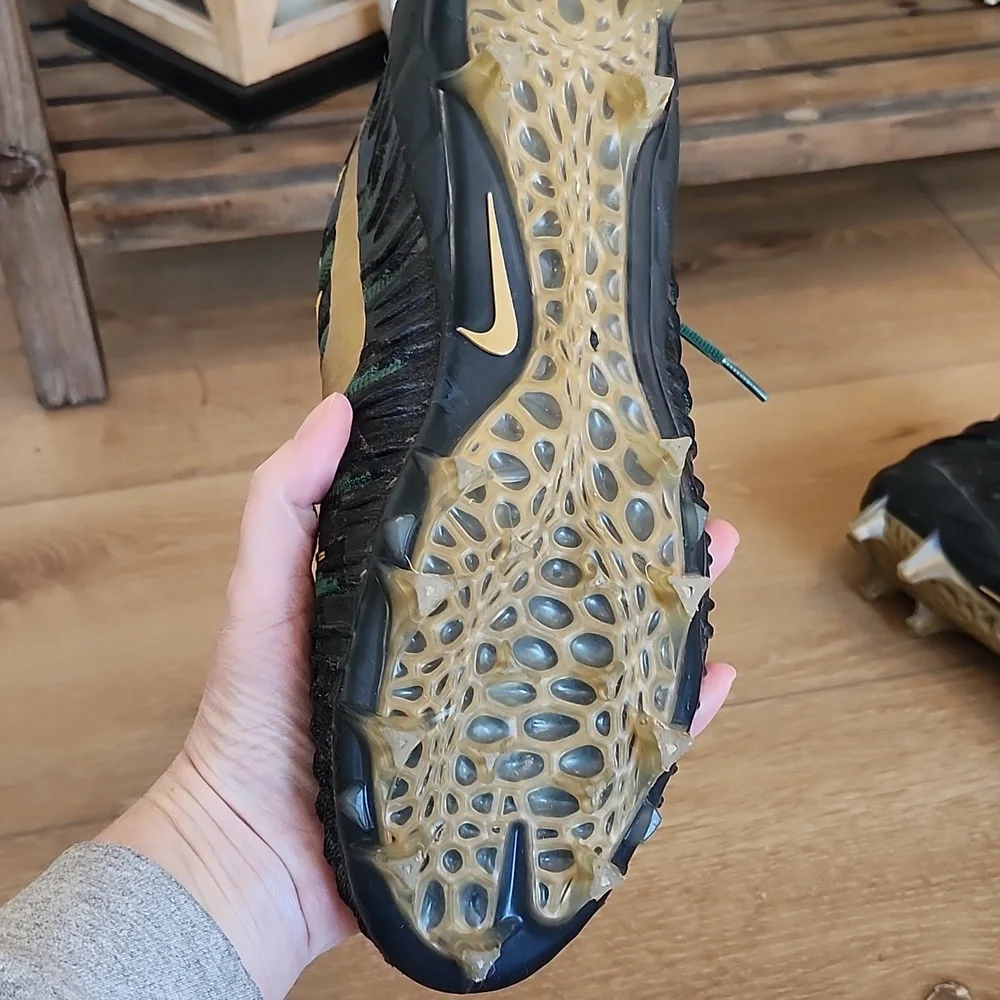Nike football Cleats, size 10, alpha menace - Picture 6 of 8